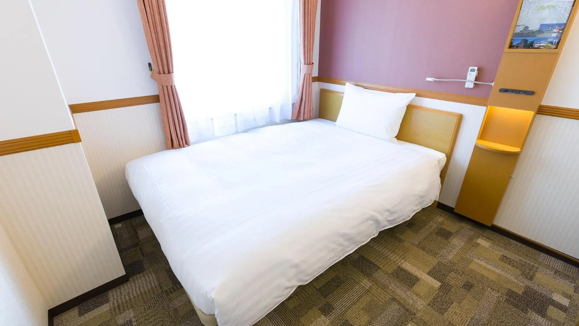 Toyoko Inn Tokyo Nihombashi Mitsukoshi Mae A4 3*,