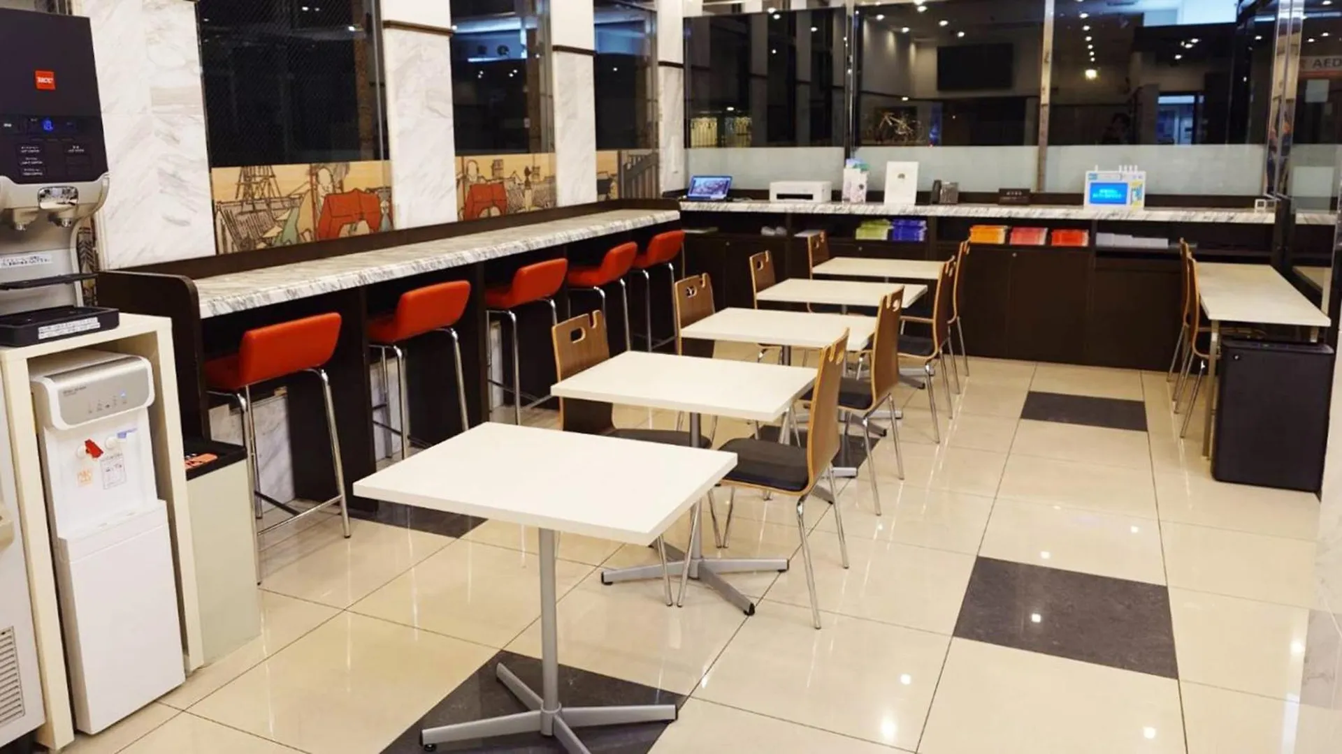 *** Szálloda Toyoko Inn Tokyo Nihombashi Mitsukoshi Mae A4 Japán