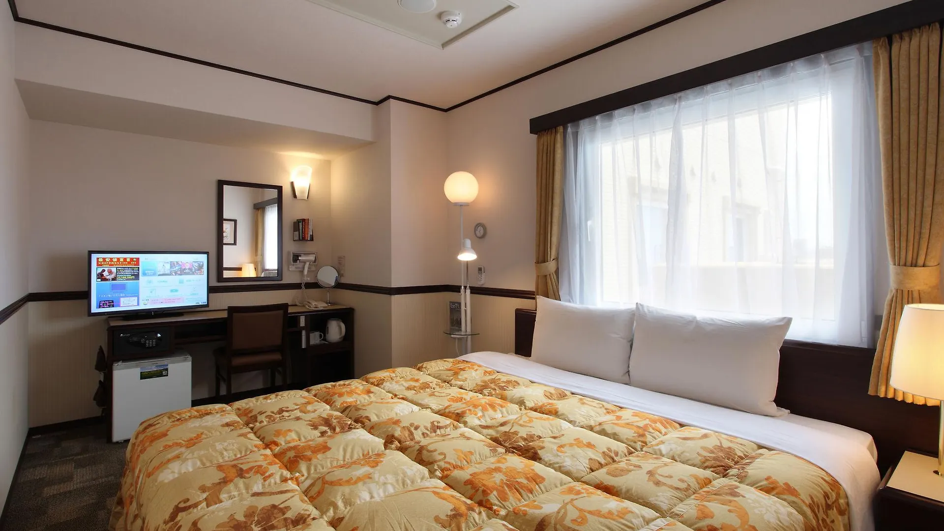 Toyoko Inn Tokyo Nihombashi Mitsukoshi Mae A4 Szálloda